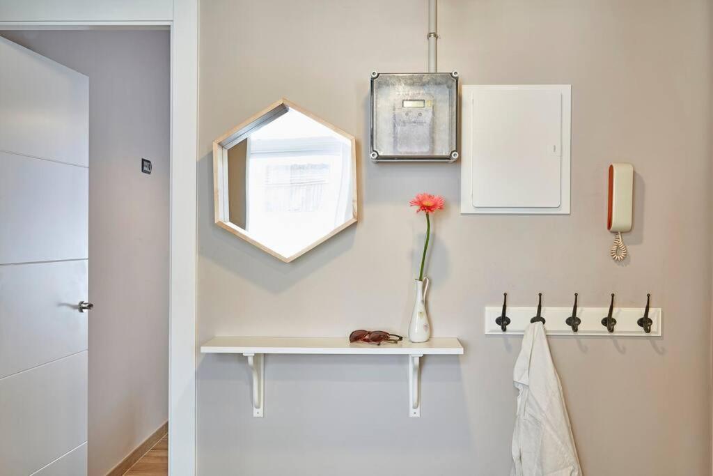 Bebarceloner Sants Apartments - 2 Bedrooms Barcelona Exterior foto
