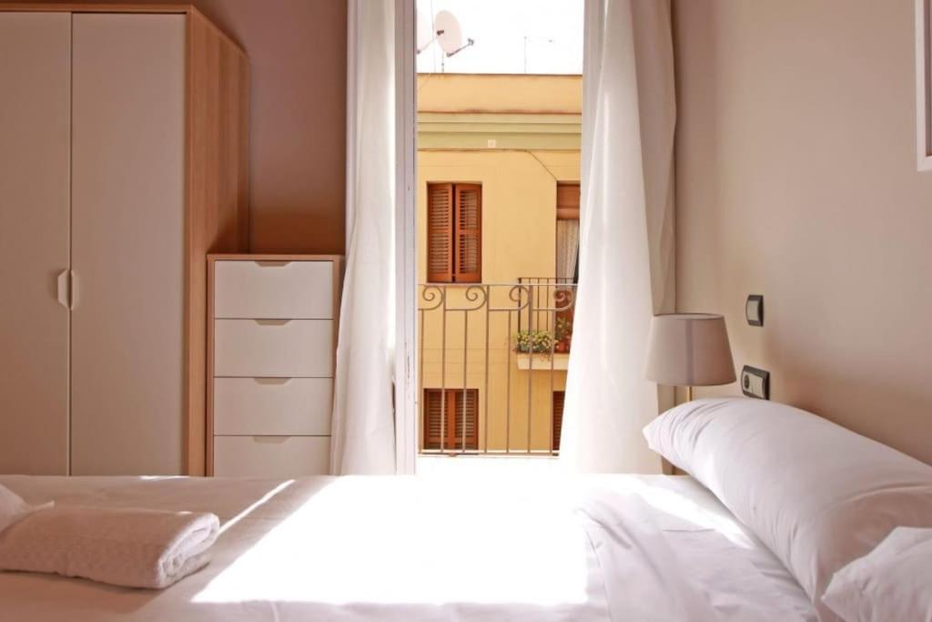 Bebarceloner Sants Apartments - 2 Bedrooms Barcelona Exterior foto