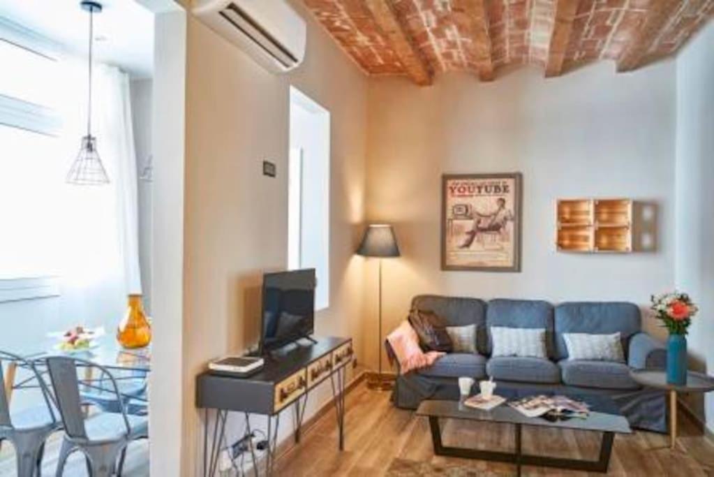 Bebarceloner Sants Apartments - 2 Bedrooms Barcelona Exterior foto