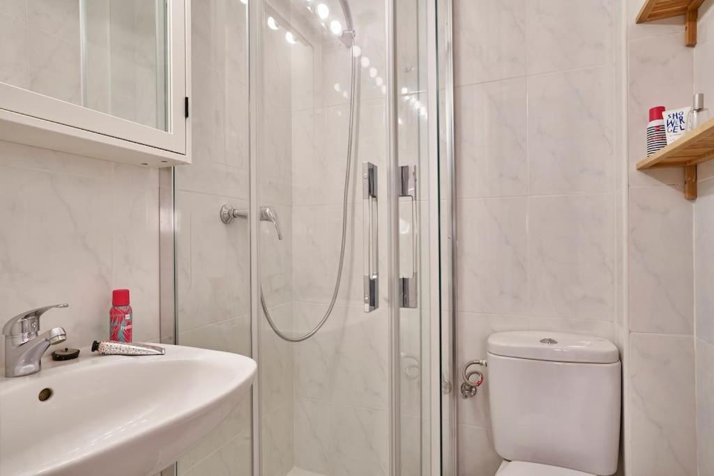 Bebarceloner Sants Apartments - 2 Bedrooms Barcelona Exterior foto